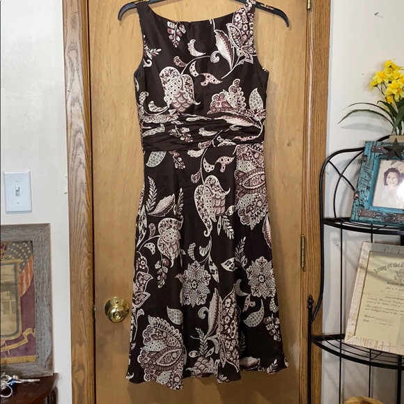 Ann Taylor Size 4 Dress - Picture 4 of 4